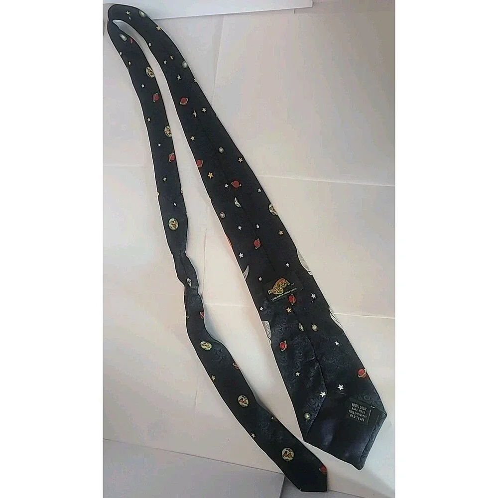 1996 Space Jam Bugs Bunny Necktie Tie WARNER BROTHERS  100% Silk